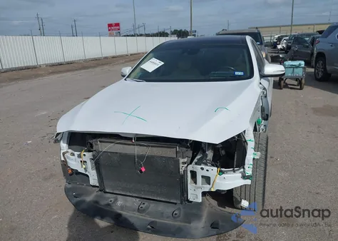 2018 Genesis G80 3.8 z USA, uszkodzony, nr VIN KMHGN4JE6JU227569